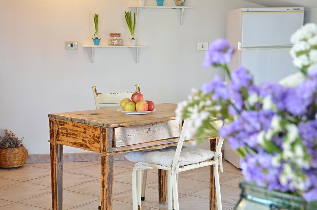 Anemone Guest House Santa Maria Navarrese Exterior photo